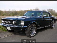 FORD Mustang (Photo 2)