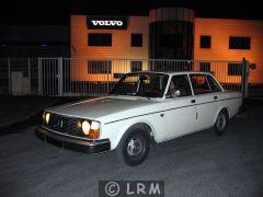VOLVO 244 DL (Photo 2)