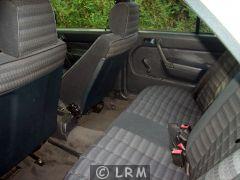 MERCEDES 190 E (Photo 5)