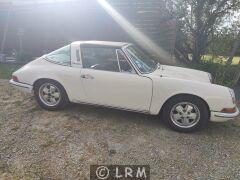 PORSCHE 911L Targa (Photo 3)