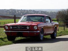 FORD Mustang Fastback (Photo 1)