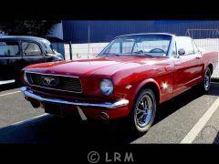 FORD Mustang (Photo 1)