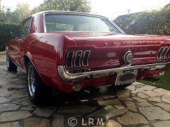 FORD Mustang (Photo 3)