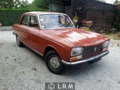 PEUGEOT 304 (Photo 1)