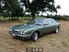 JAGUAR XJ8 (Photo 1)