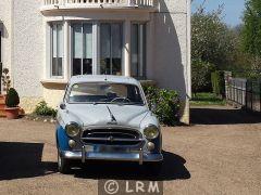 PEUGEOT 403 (Photo 2)
