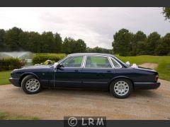 JAGUAR XJ8 (Photo 2)