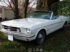 FORD Mustang (Photo 1)