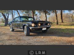 FORD Mustang Fastback (Photo 2)