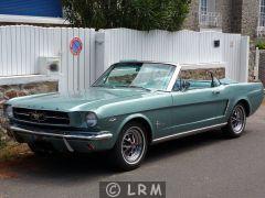 FORD Mustang (Photo 1)