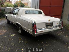 CADILLAC Brougham (Photo 3)