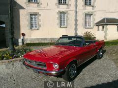 FORD Mustang (Photo 1)