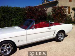 FORD Mustang (Photo 4)