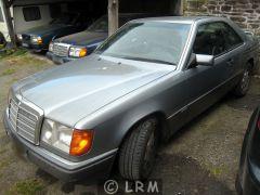 MERCEDES 300 CE (Photo 2)