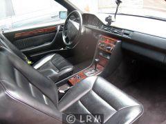 MERCEDES 300 CE (Photo 3)