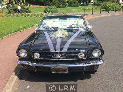 FORD Mustang (Photo 3)