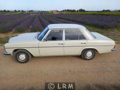 MERCEDES 200 (Photo 3)