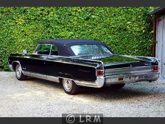 OLDSMOBILE 98 (Photo 3)