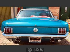 FORD Mustang (Photo 5)