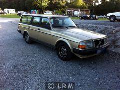 VOLVO 240 (Photo 1)