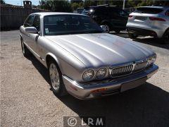 JAGUAR XJ8 Sovereign (Photo 1)