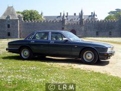 DAIMLER XJ 40 (Photo 2)