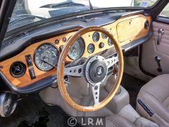 TRIUMPH TR6 PI (Photo 5)