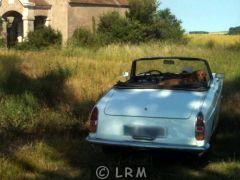 PEUGEOT 404 (Photo 3)