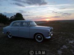 PEUGEOT 403 (Photo 1)