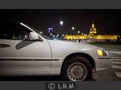LINCOLN Town Car Limousine (Photo 2)