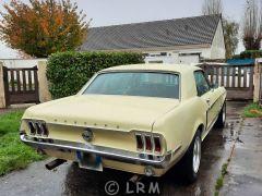 FORD Mustang (Photo 5)