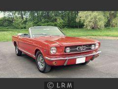 FORD Mustang (Photo 3)