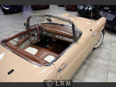 FORD Thunderbird (Photo 2)