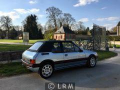 PEUGEOT 205 CTI (Photo 3)