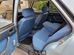PEUGEOT 504 SRD (Photo 3)