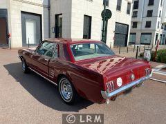 FORD Mustang (Photo 5)