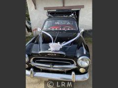 PEUGEOT 403 (Photo 2)