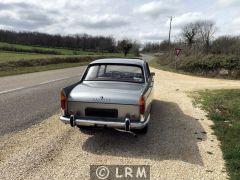 PEUGEOT 404 (Photo 4)