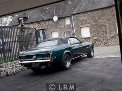 FORD Mustang (Photo 4)