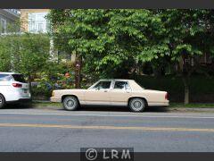 FORD LTD Crown Victoria (Photo 3)