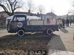 VOLKSWAGEN Combi T2 Bay Window (Photo 3)