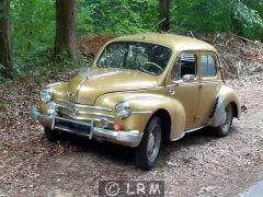 RENAULT 4 CV (Photo 1)