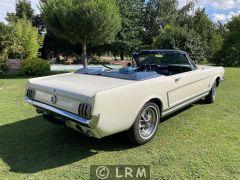 FORD Mustang (Photo 3)