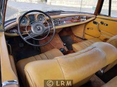 MERCEDES 280 SE (Photo 4)