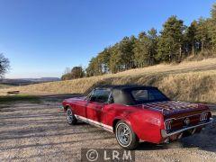 FORD Mustang (Photo 3)