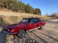 FORD Mustang (Photo 4)