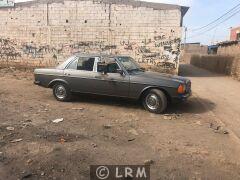 MERCEDES W123 300D (Photo 2)