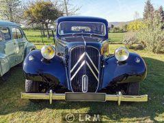 CITROËN Traction Avant (Photo 1)