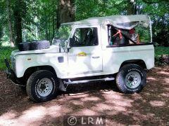 LAND ROVER Defender (Photo 3)