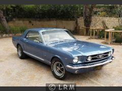 FORD Mustang (Photo 1)